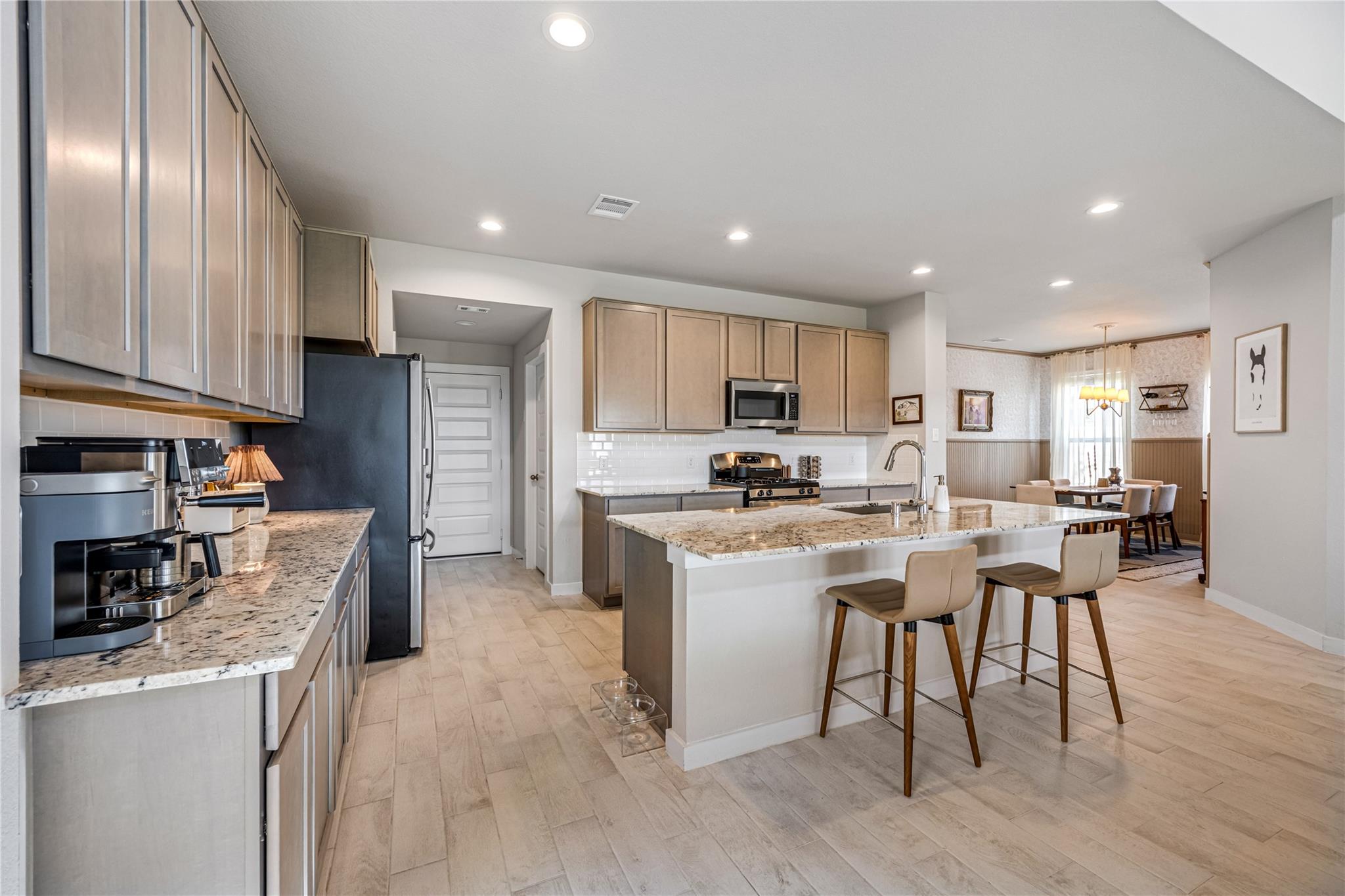 11822 Maple Oak Drive