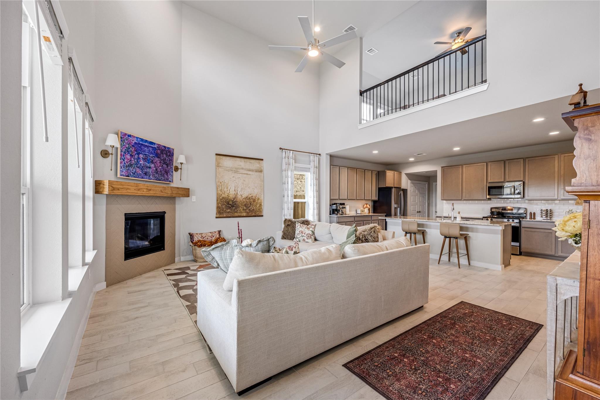 11822 Maple Oak Drive