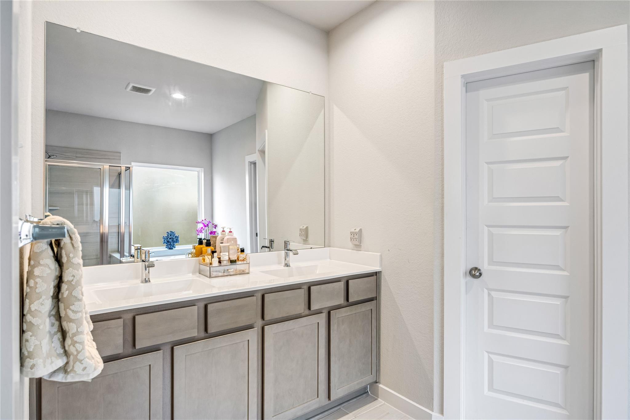 11822 Maple Oak Drive