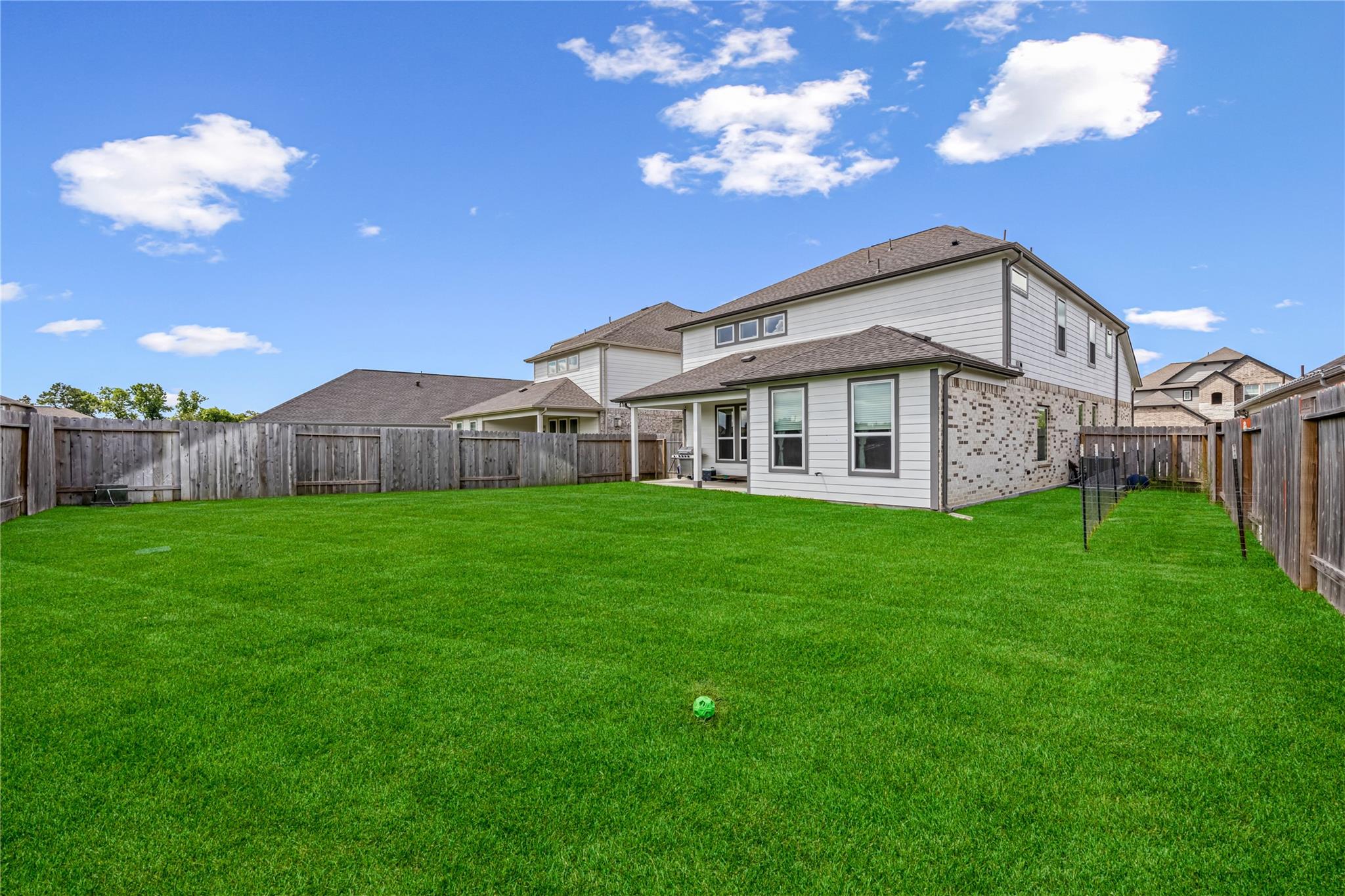11822 Maple Oak Drive