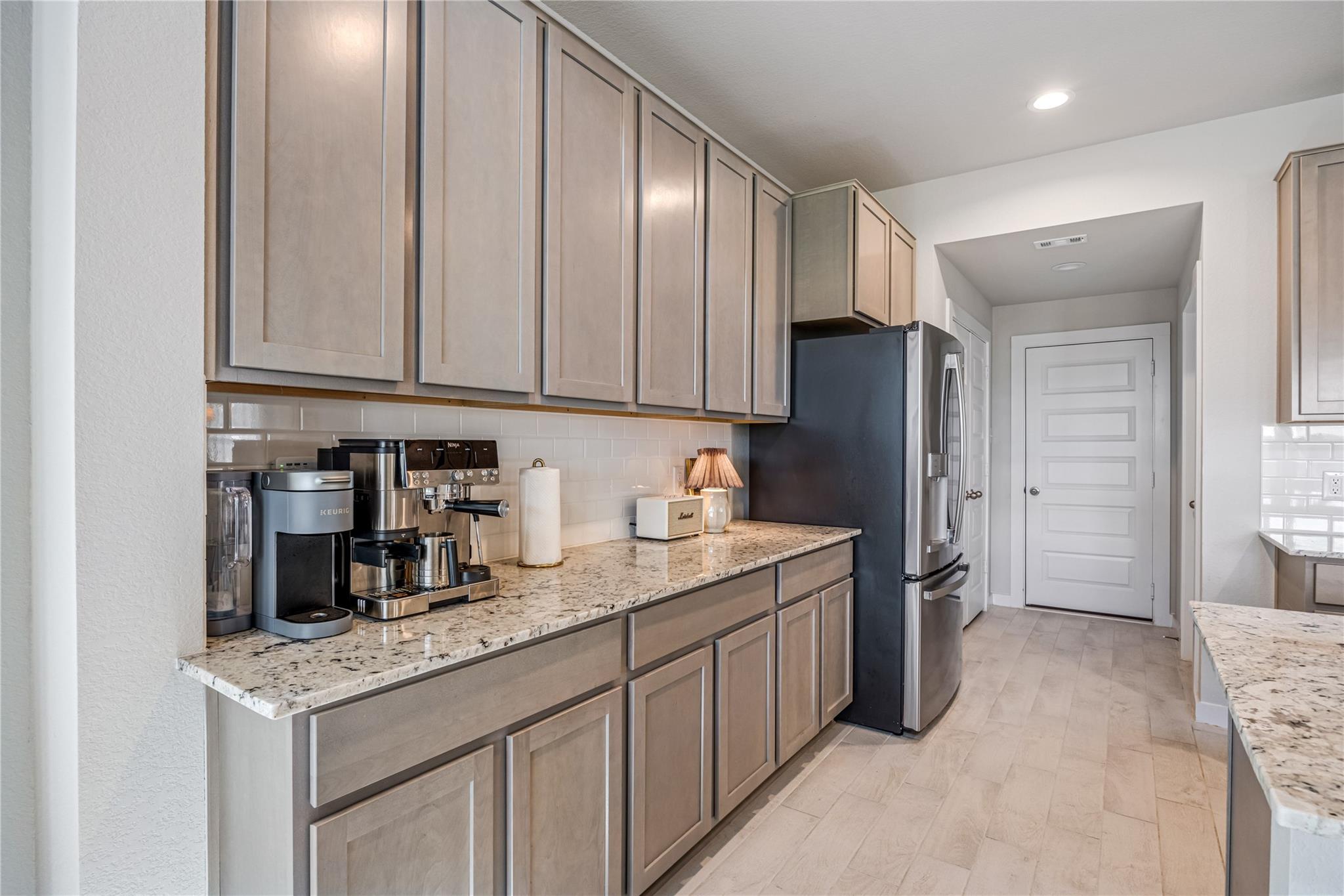 11822 Maple Oak Drive