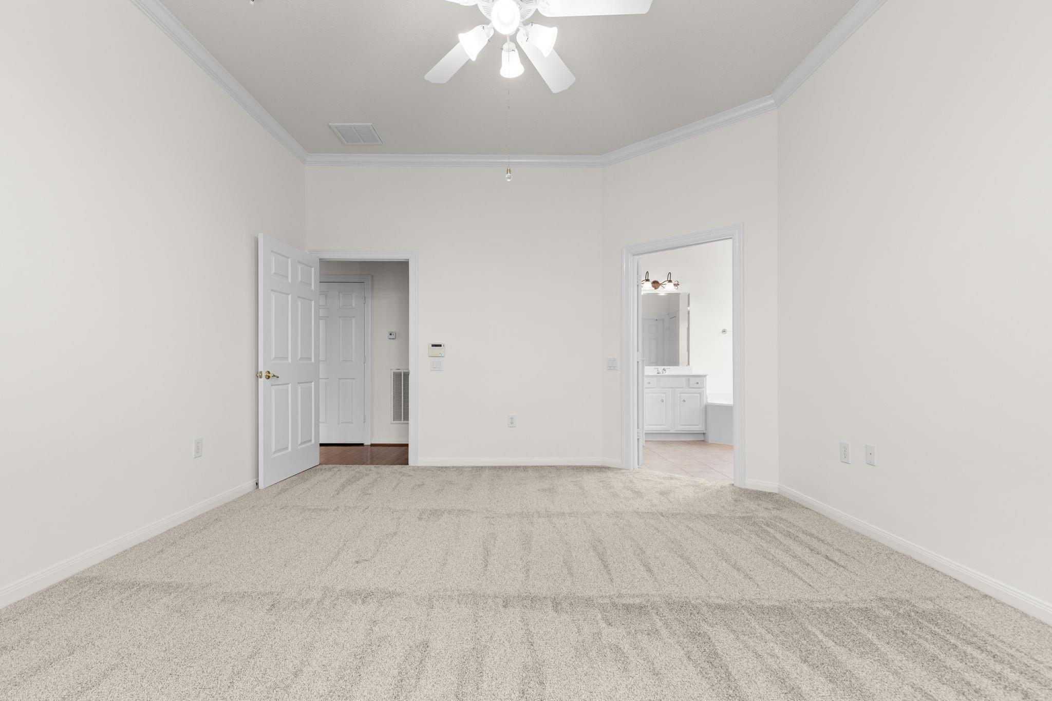 2404 S Venice Drive