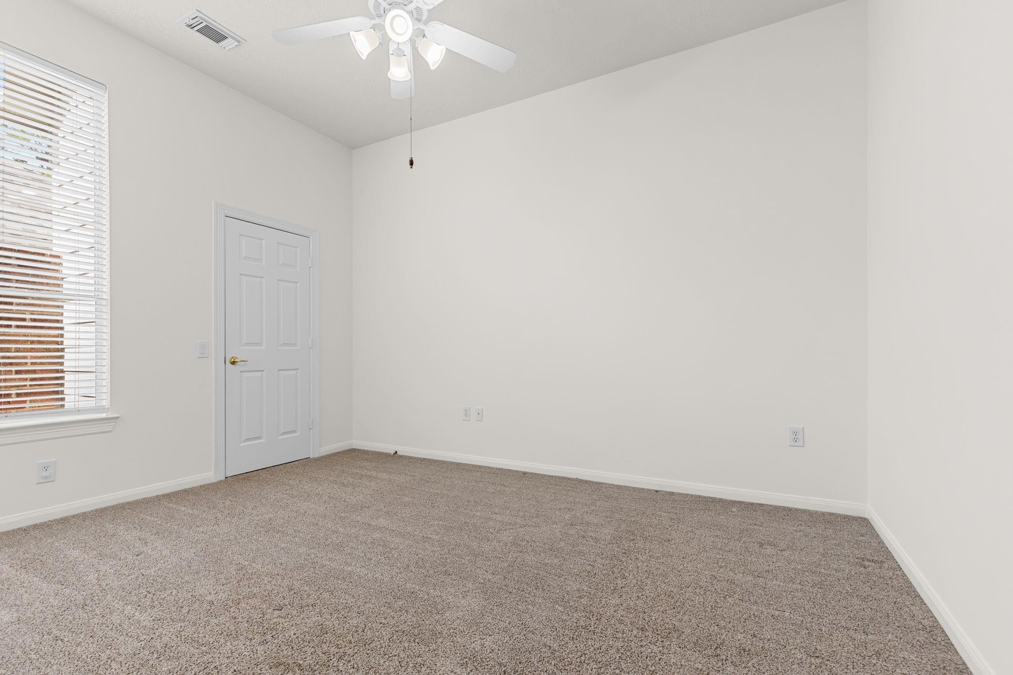 2404 S Venice Drive