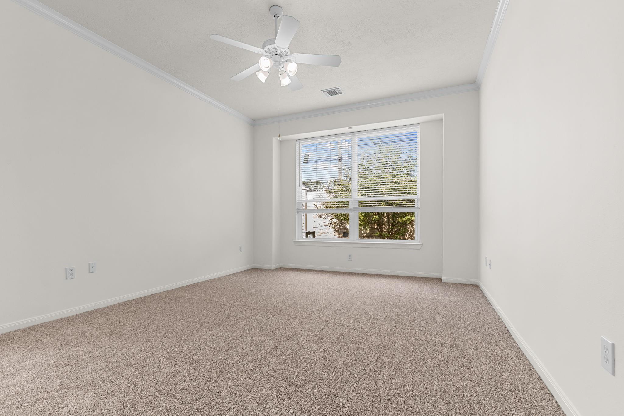 2404 S Venice Drive
