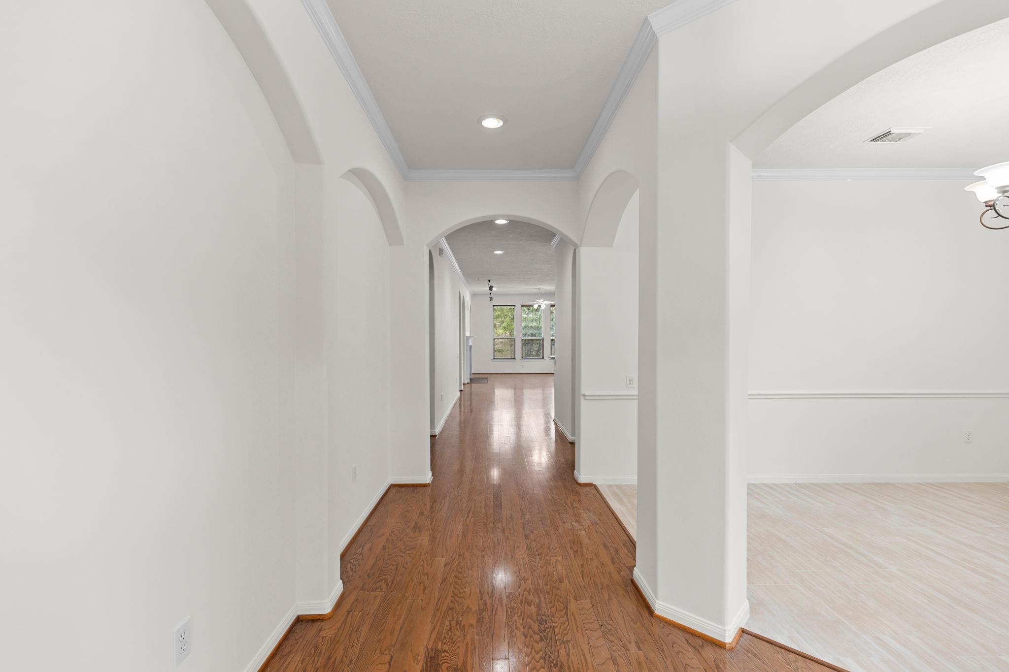 2404 S Venice Drive