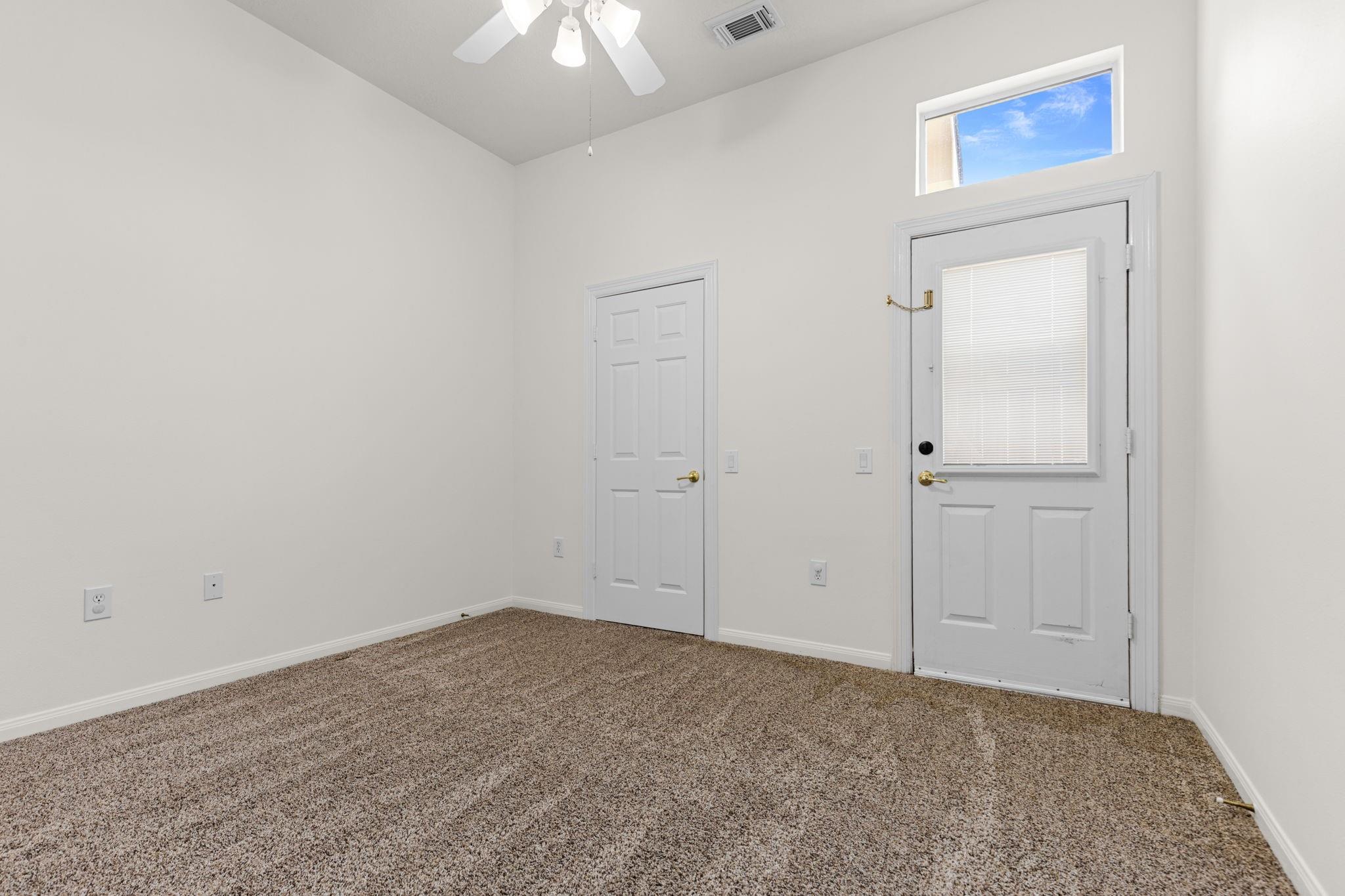 2404 S Venice Drive