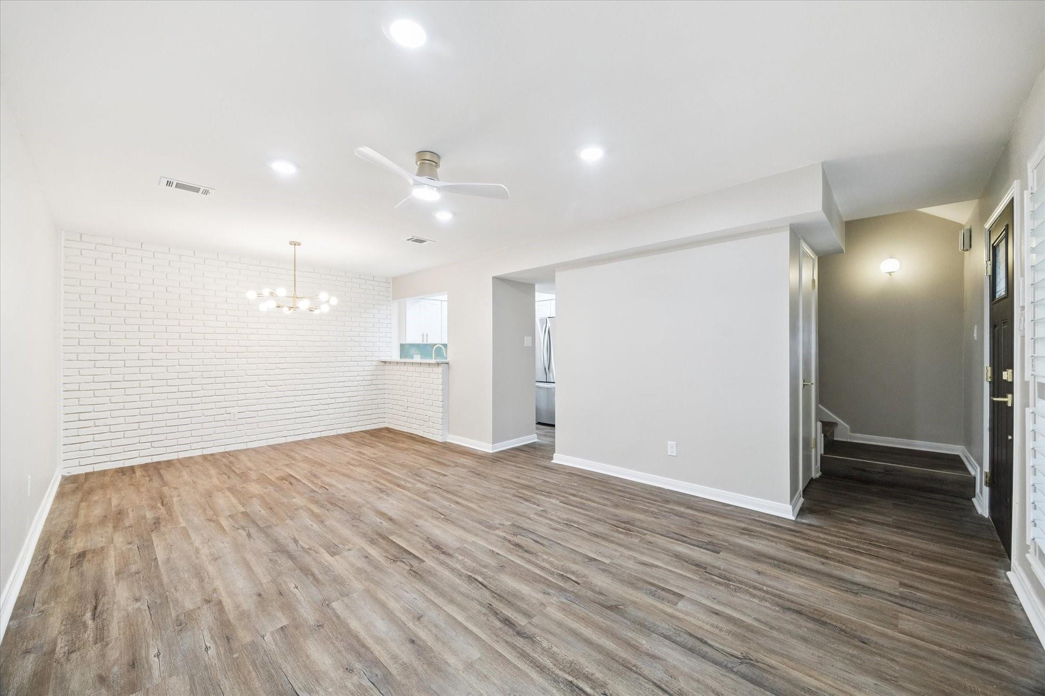 903 Wax Myrtle Lane