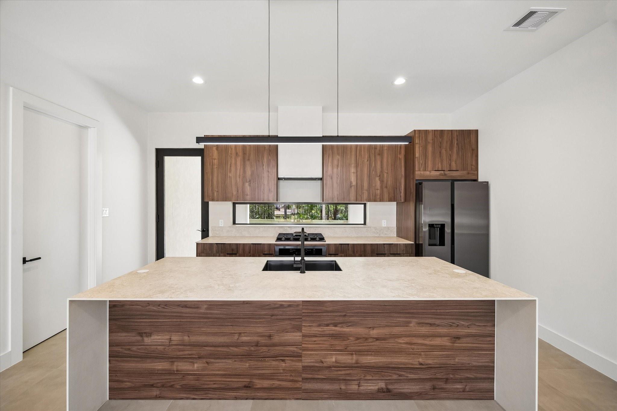 10943 Mockingbird Place