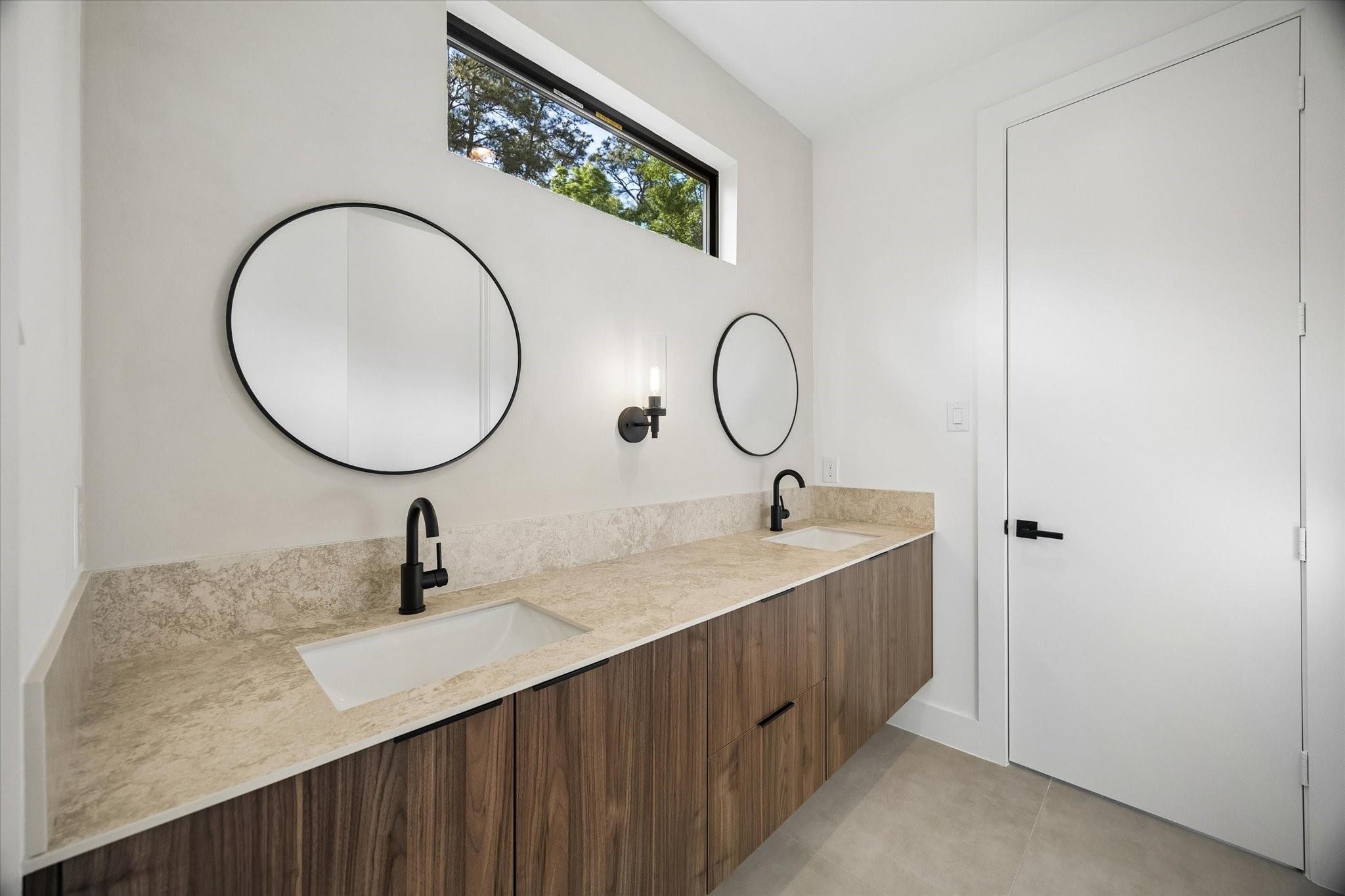 10943 Mockingbird Place