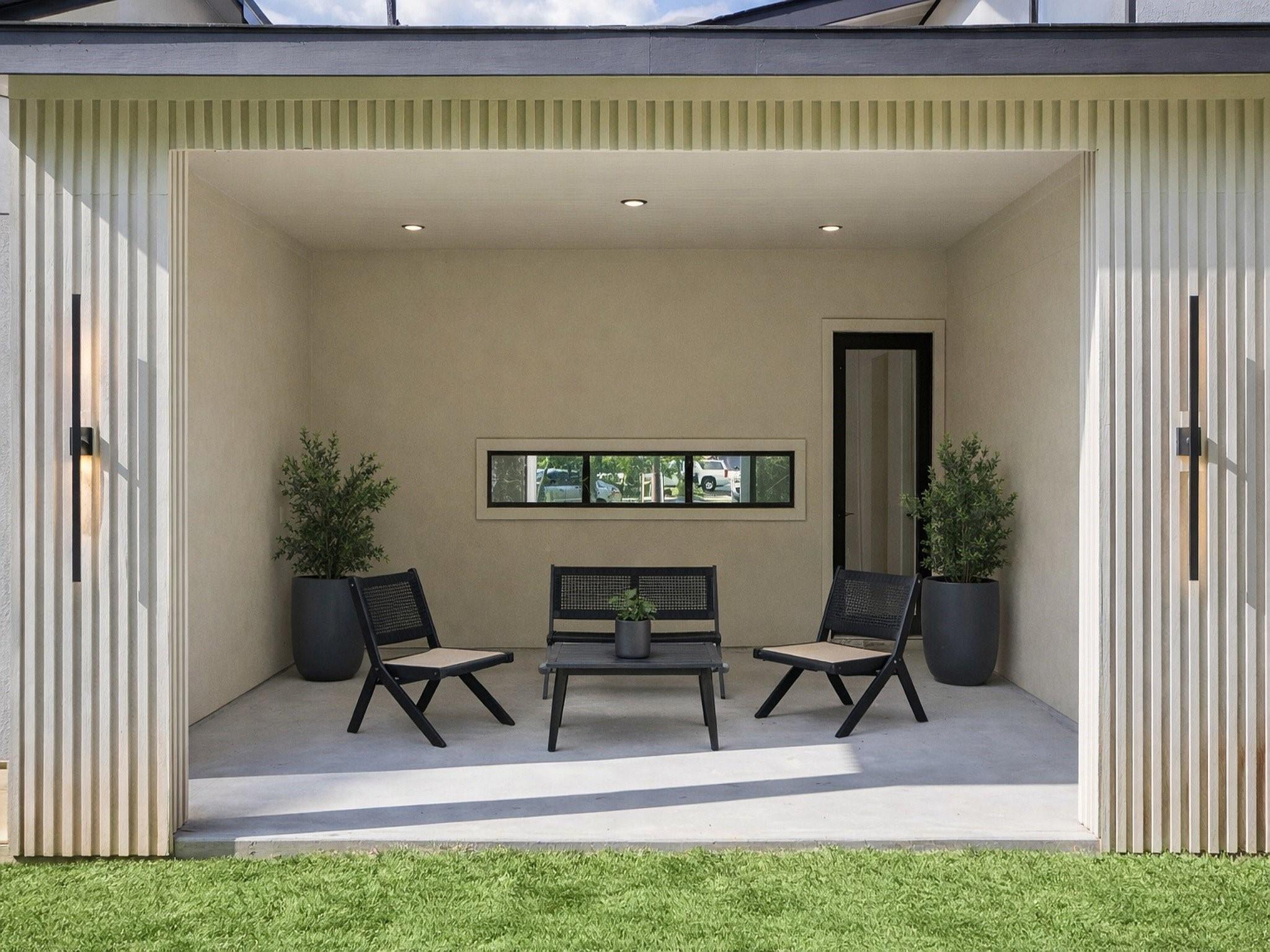 10943 Mockingbird Place