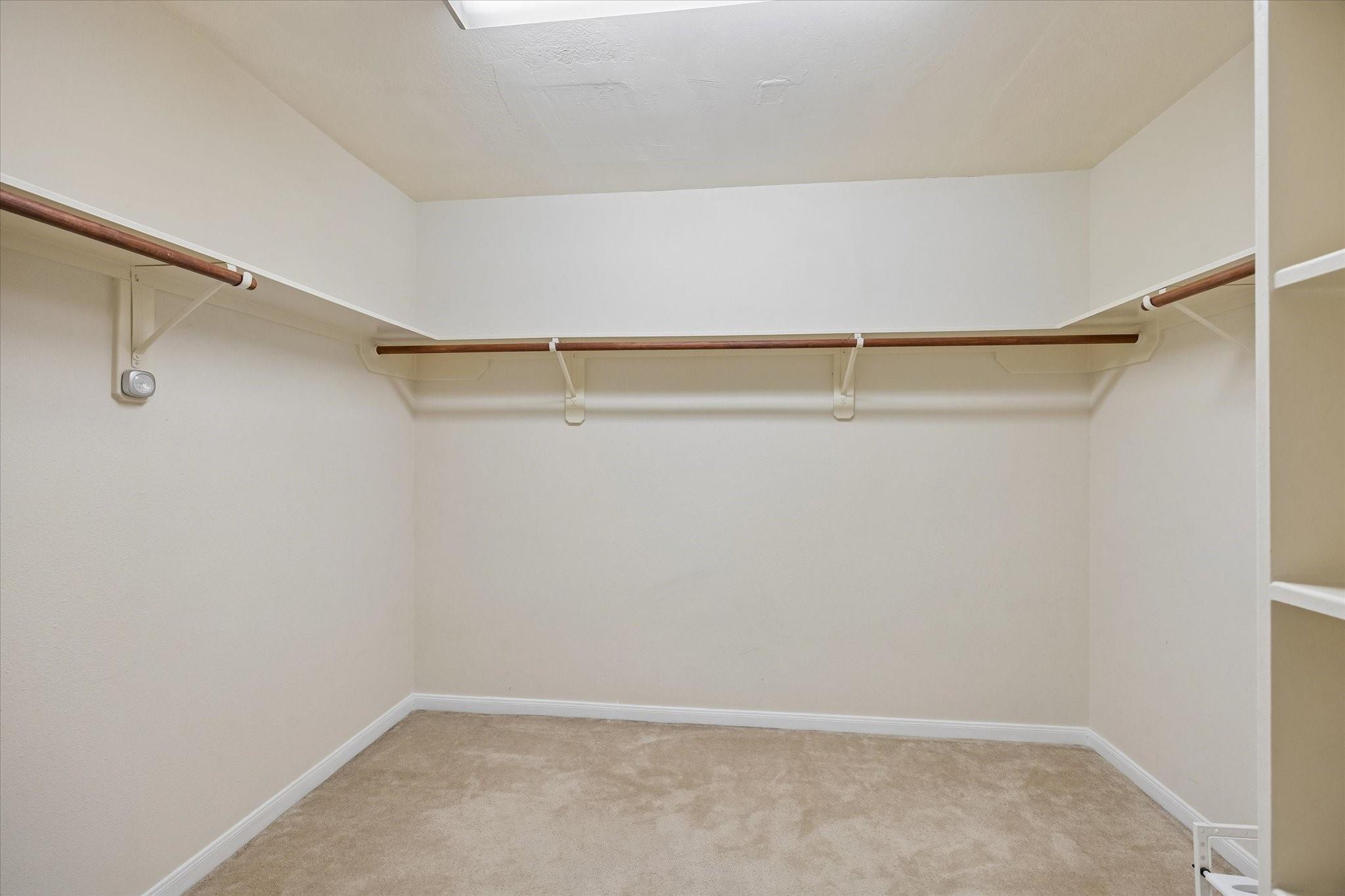 4419 Desert Cliff Ct Court