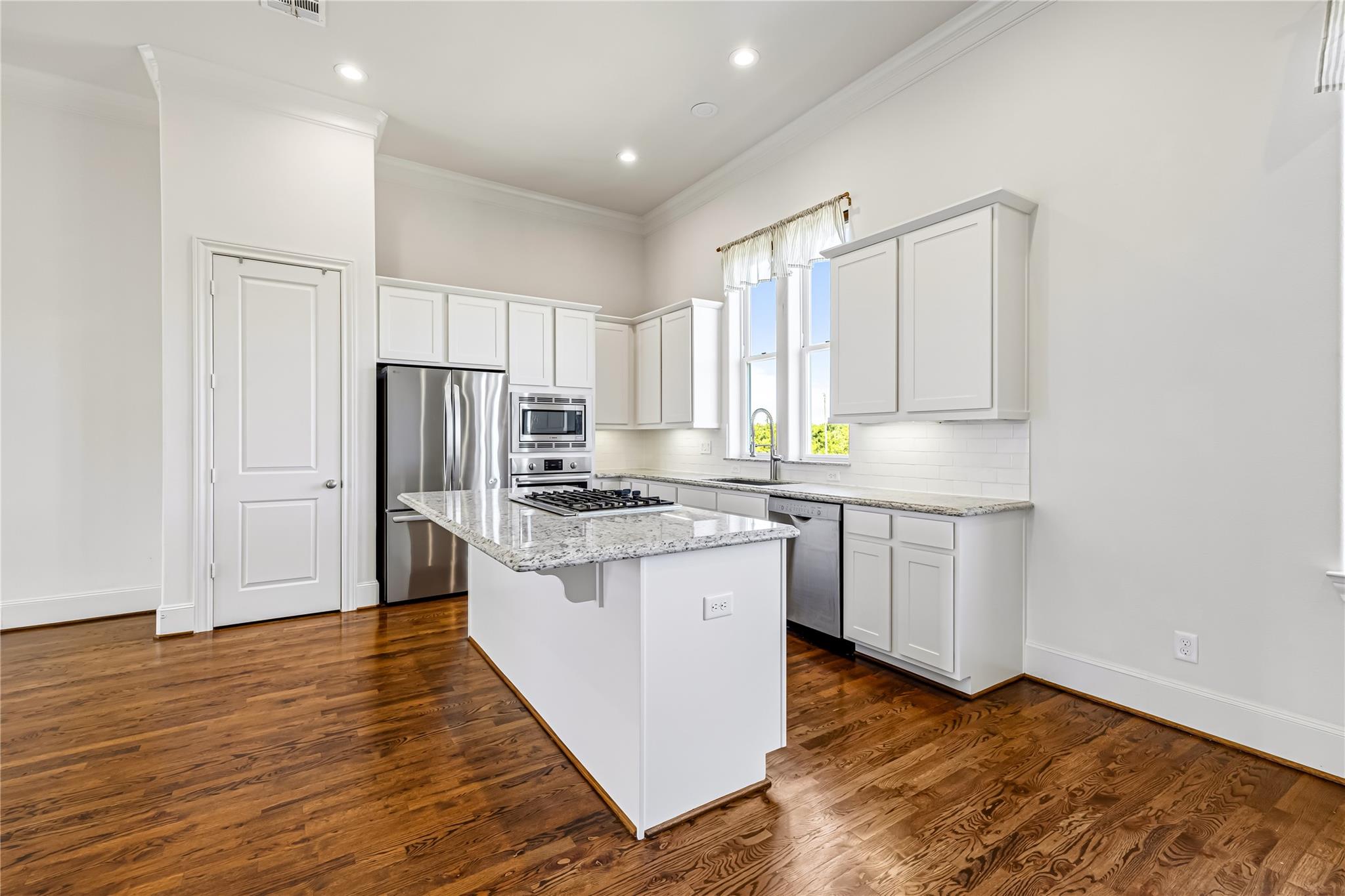 5628 Cohn Terrace