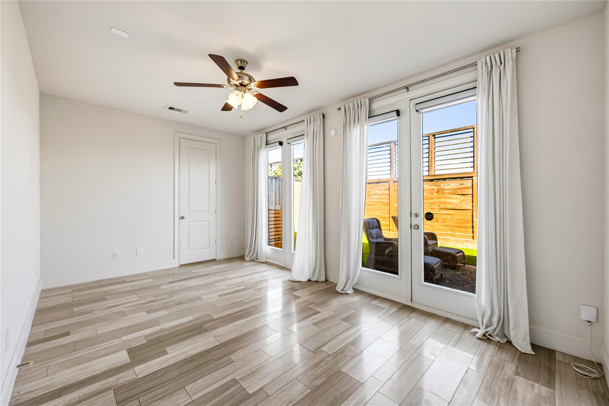 5628 Cohn Terrace