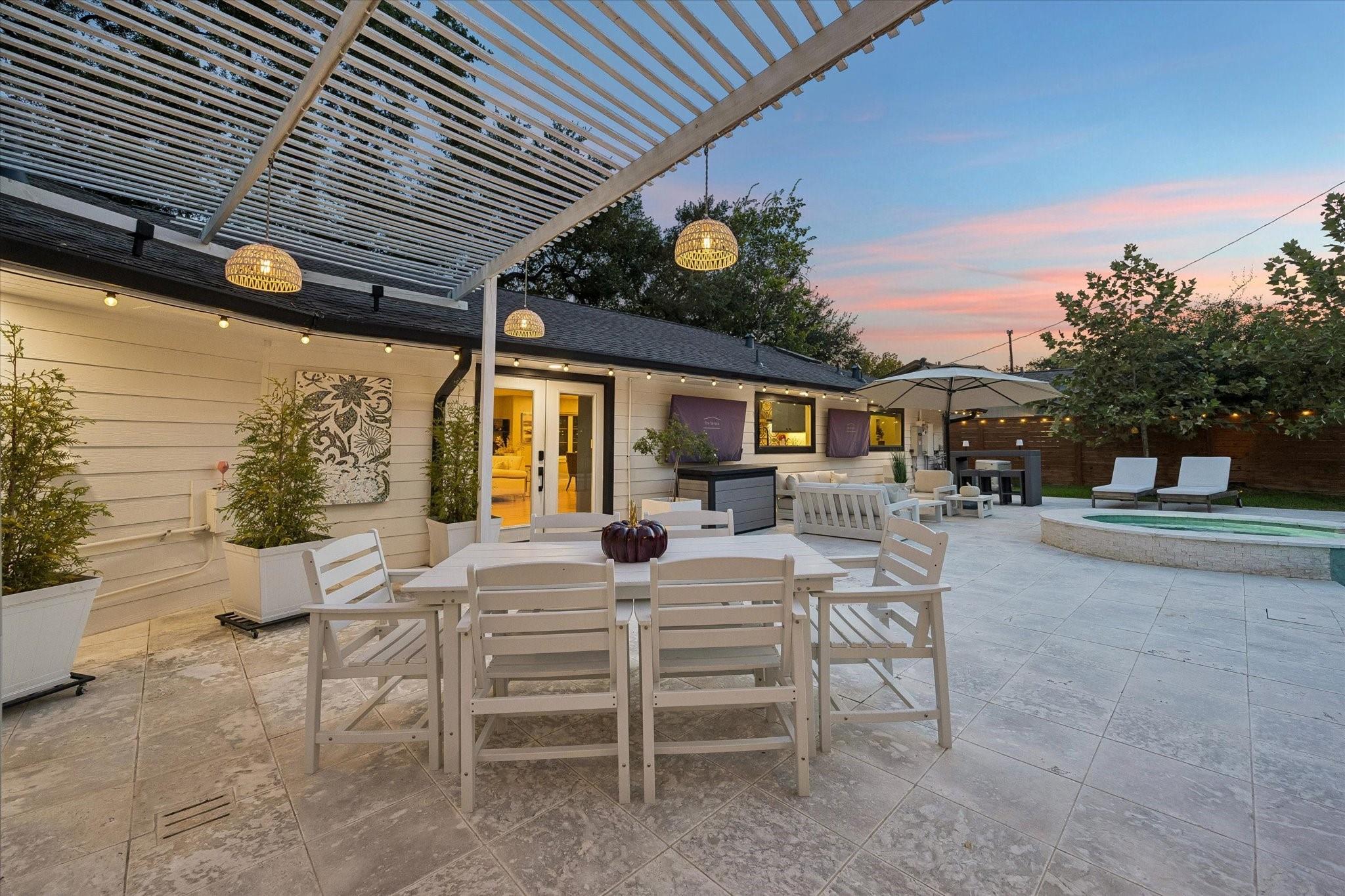 8518 Westview Drive