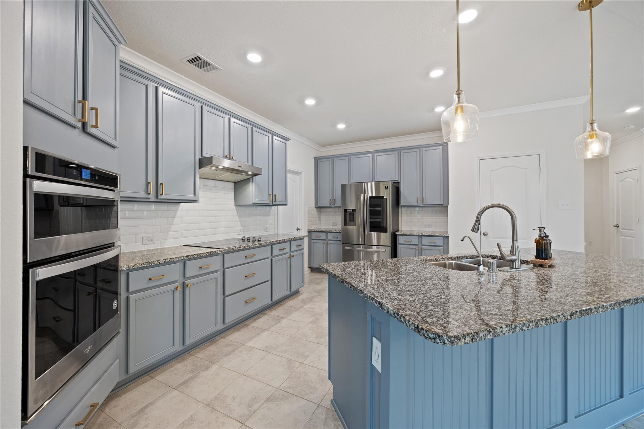 28315 Aperture Court