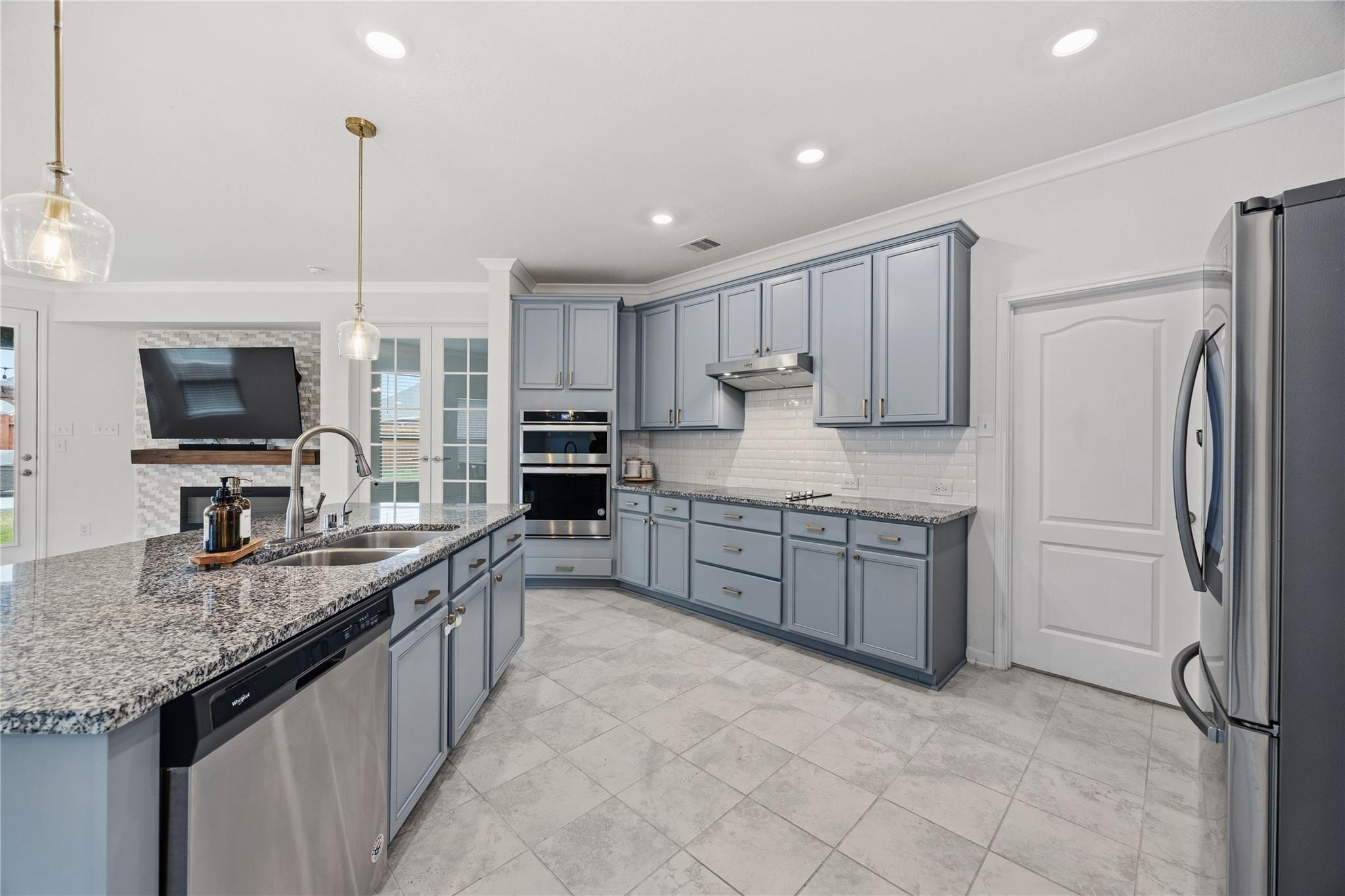 28315 Aperture Court