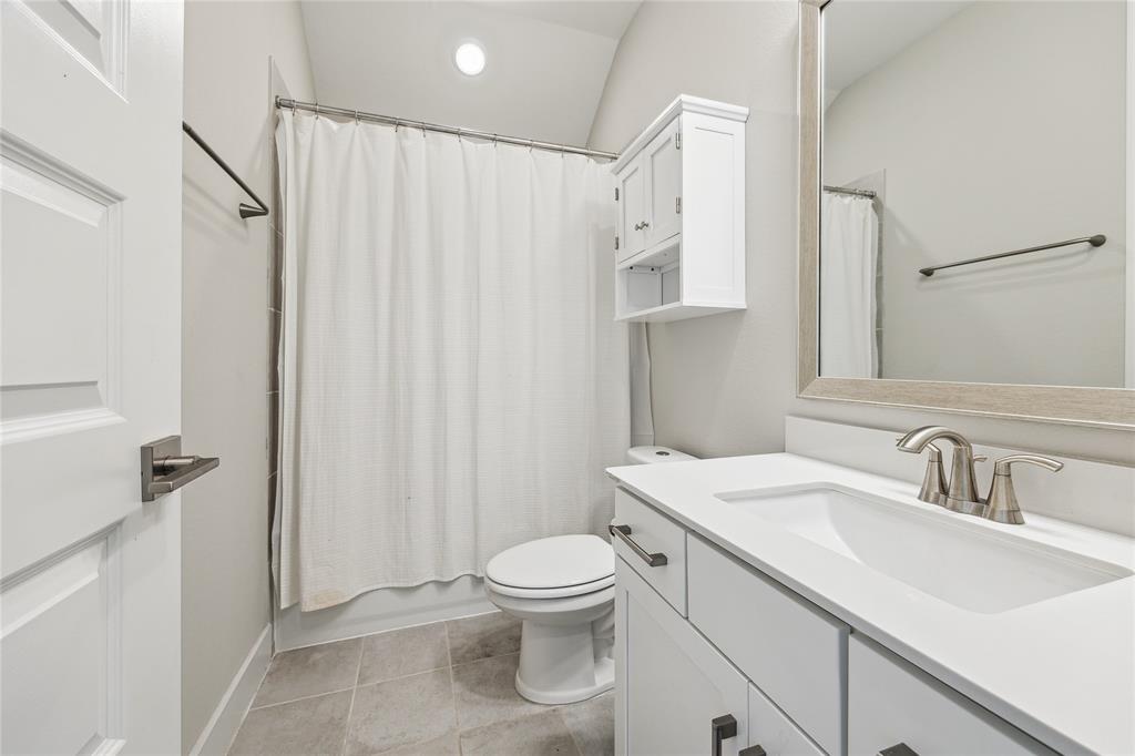 2707 Oakheath Crest Court
