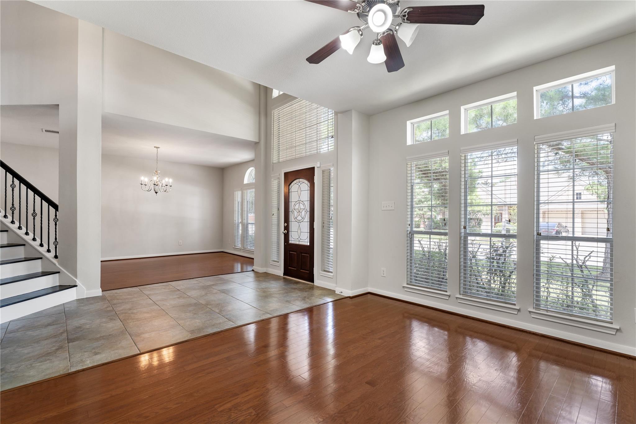 25827 Austin Springs
