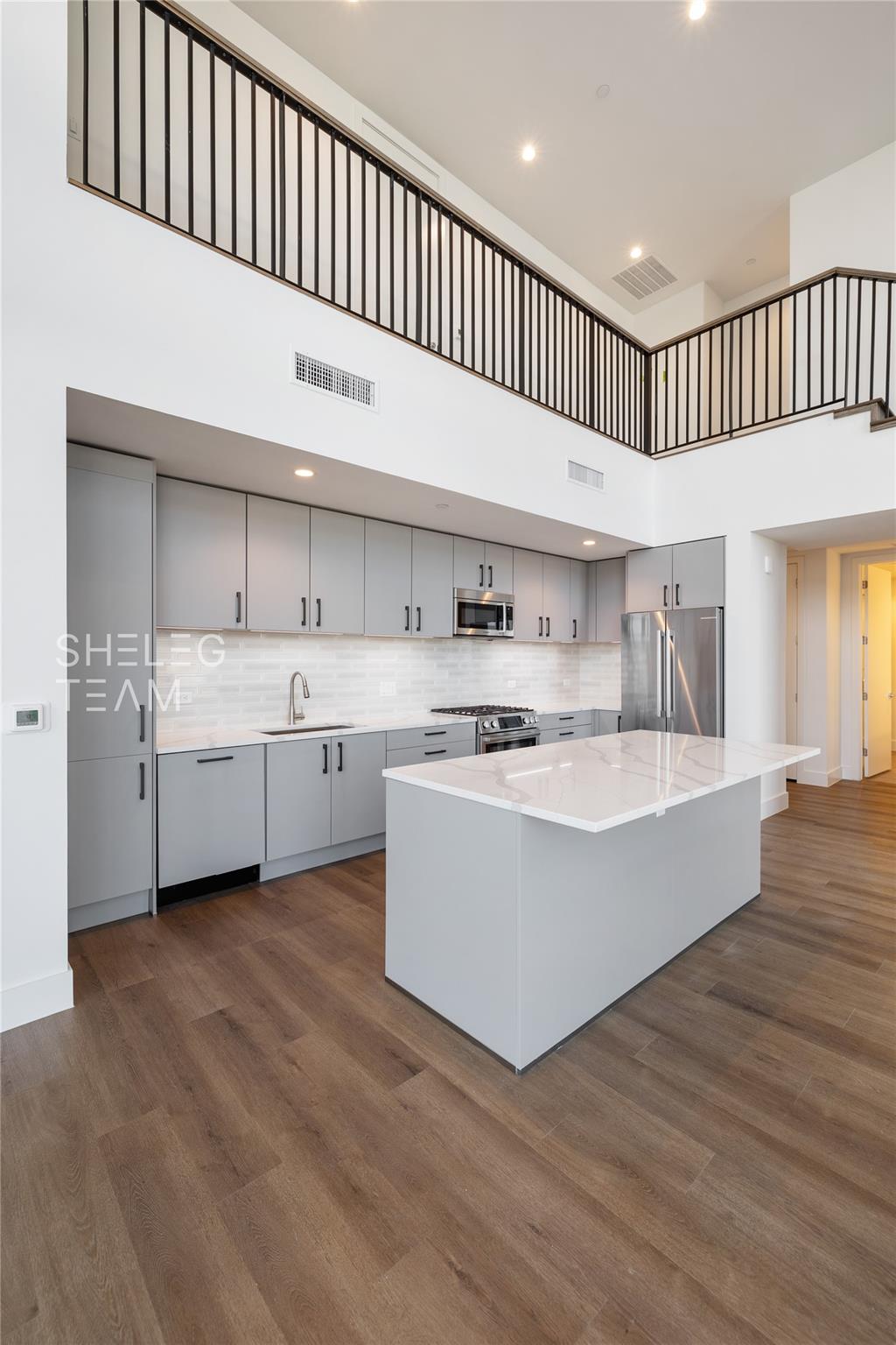 808 Crawford Street # 4109