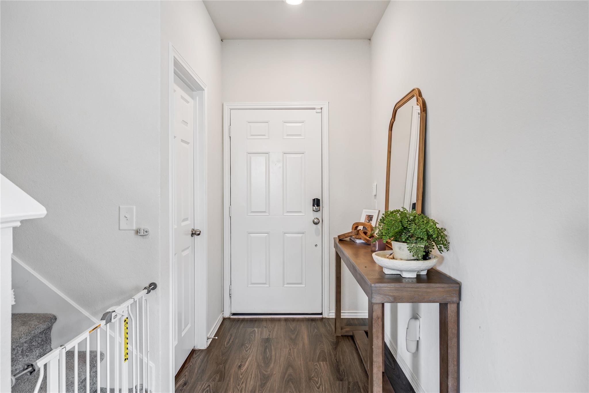 25415 Rock Spur Trail