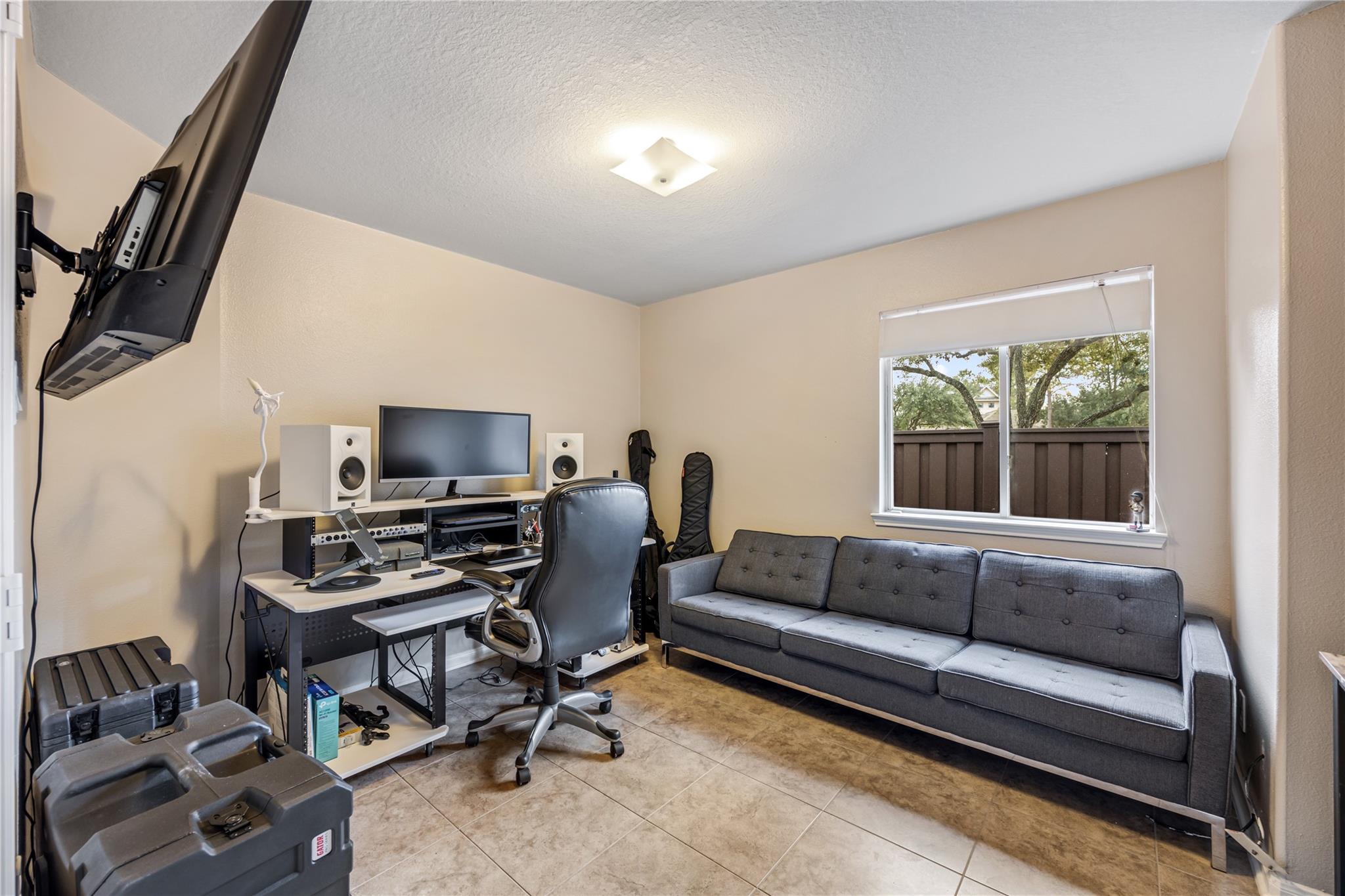 25202 Spring Iris Lane