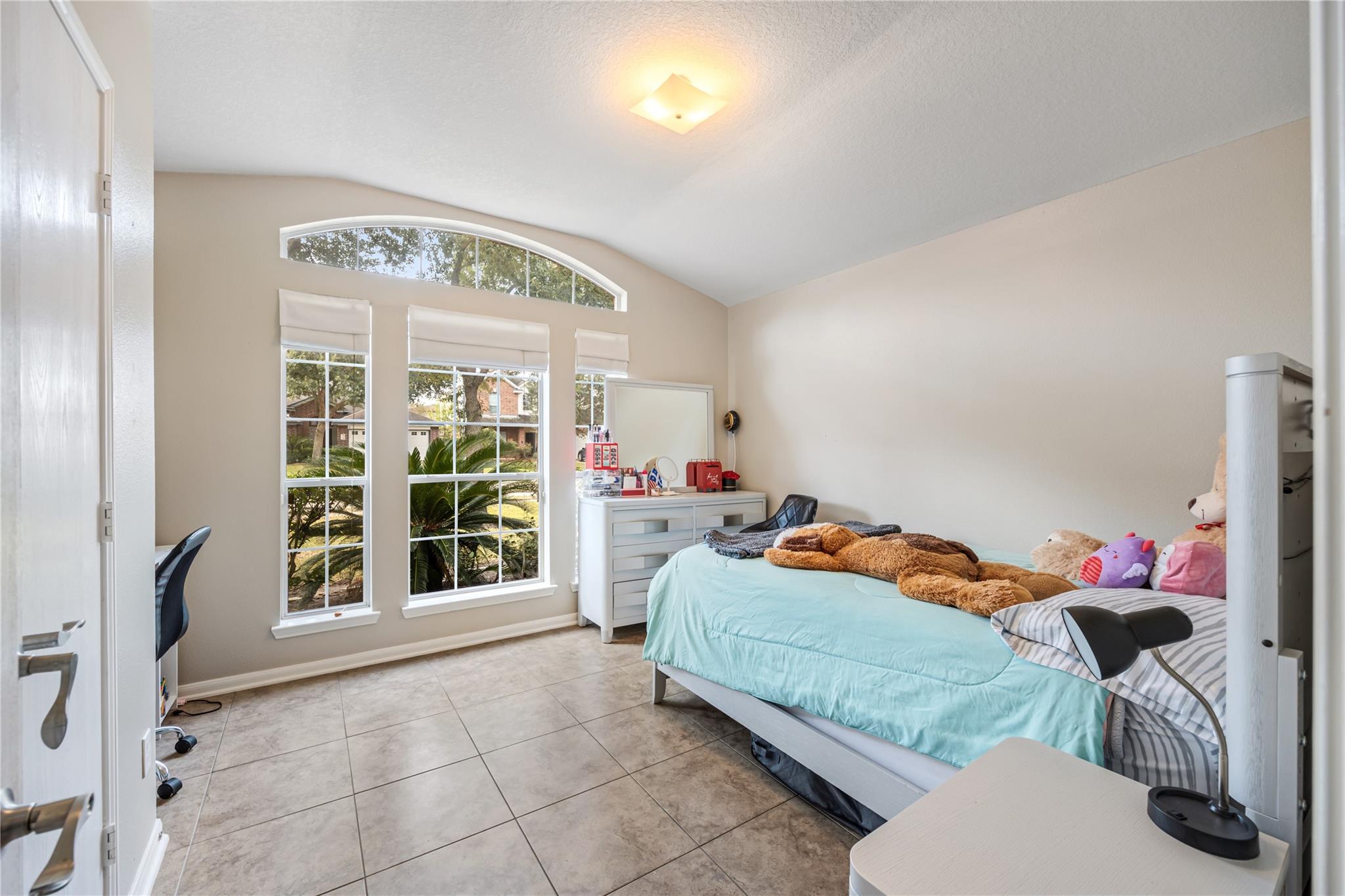 25202 Spring Iris Lane