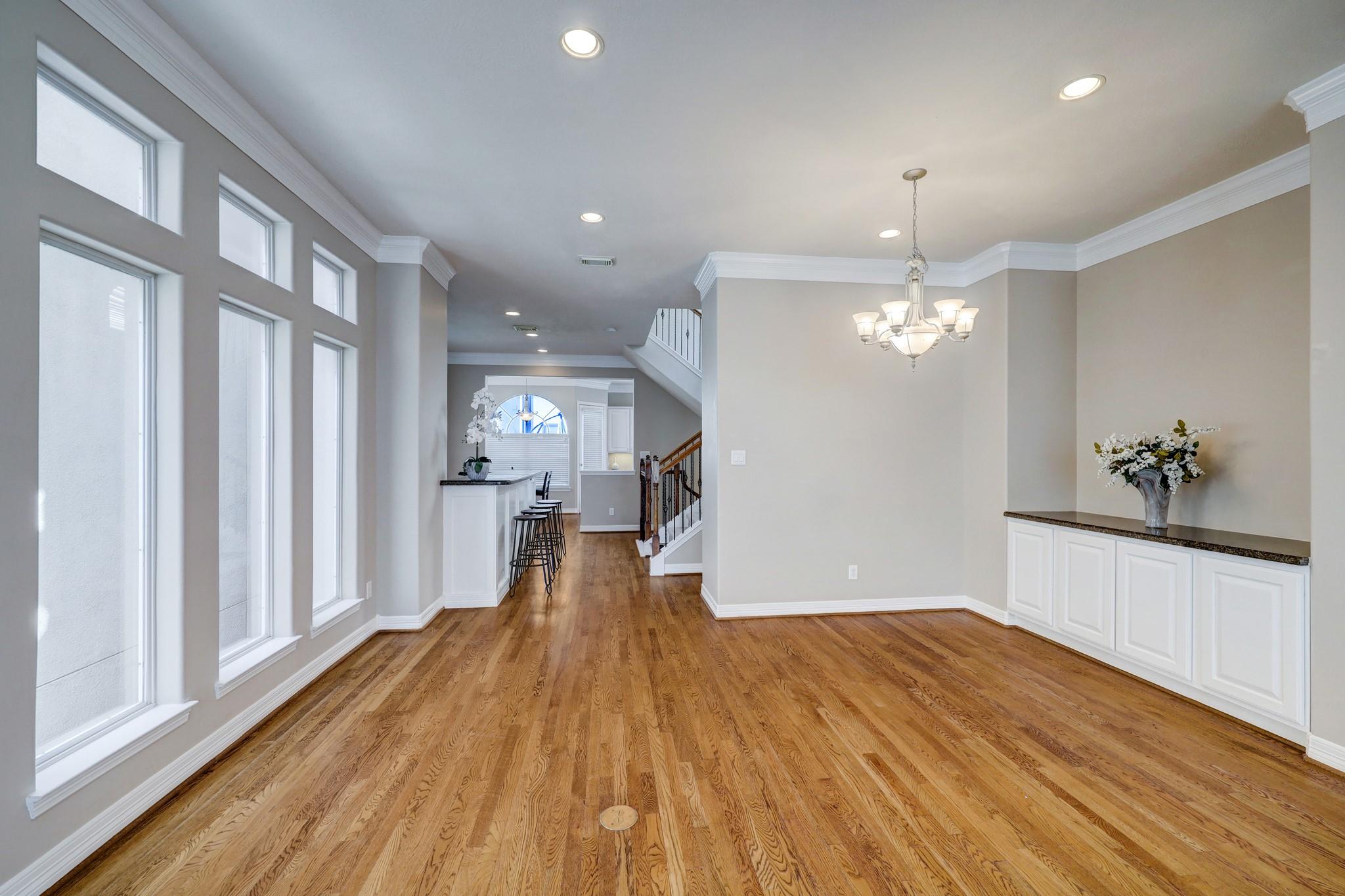 623 Knox Street