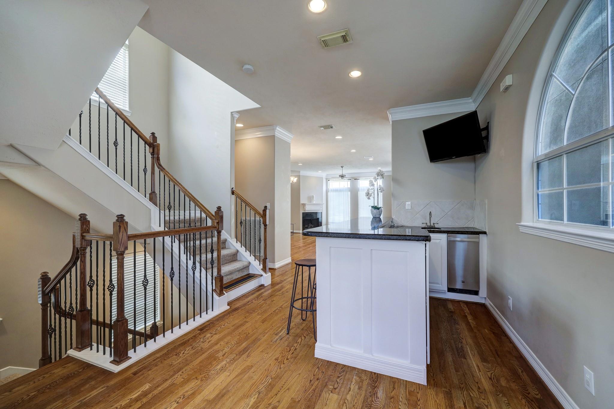 623 Knox Street