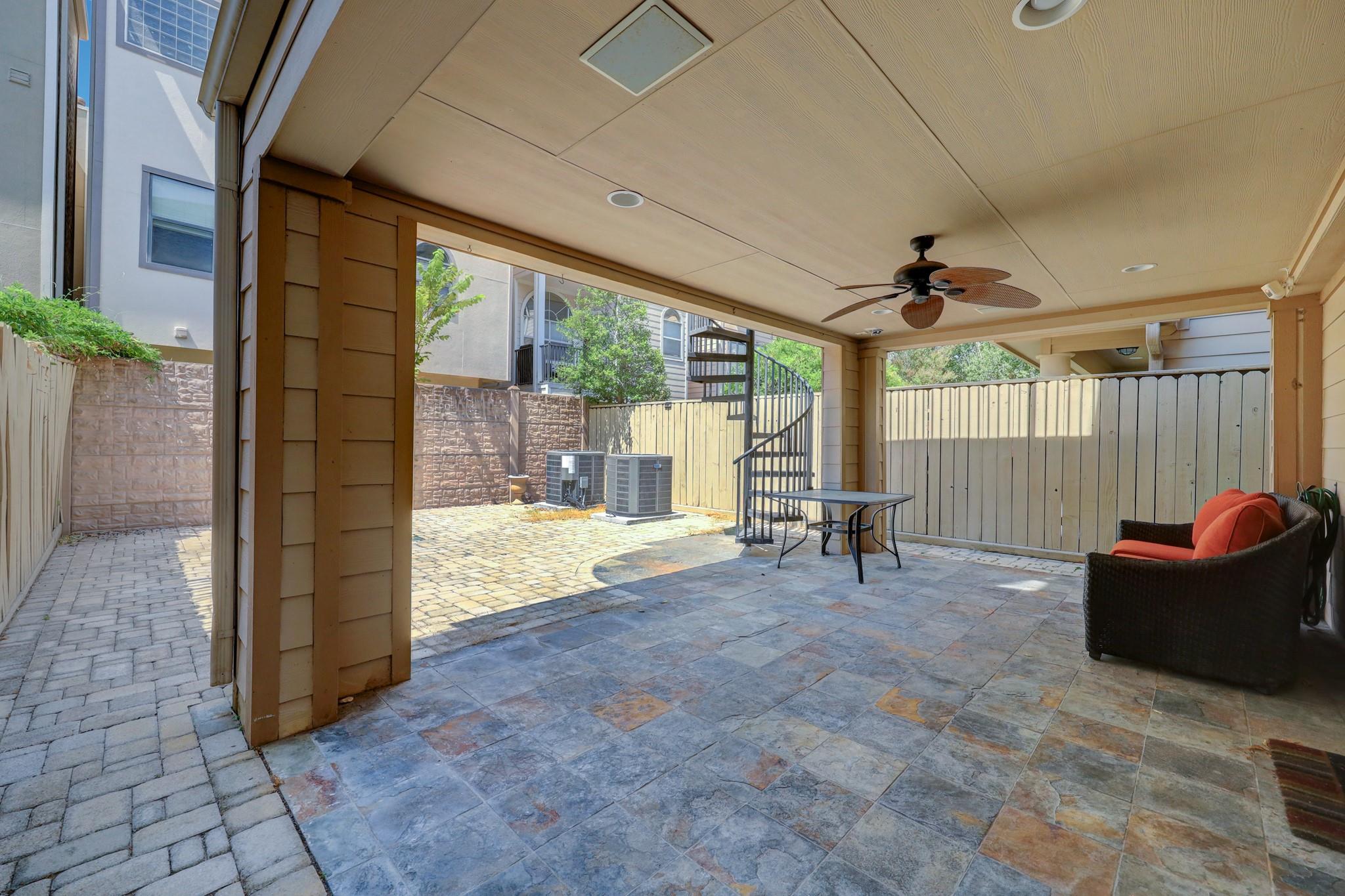 623 Knox Street