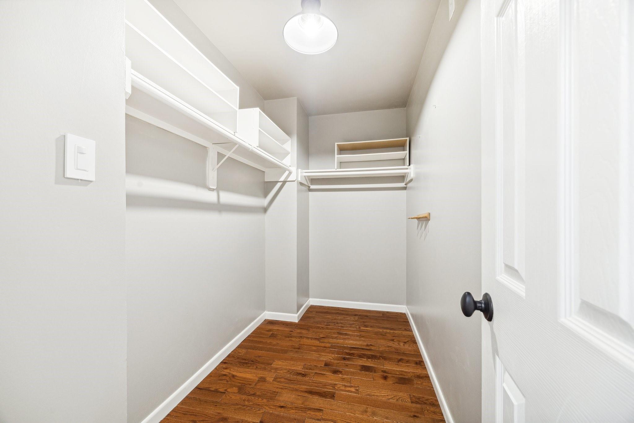 1138 W 25th Street Unit: E