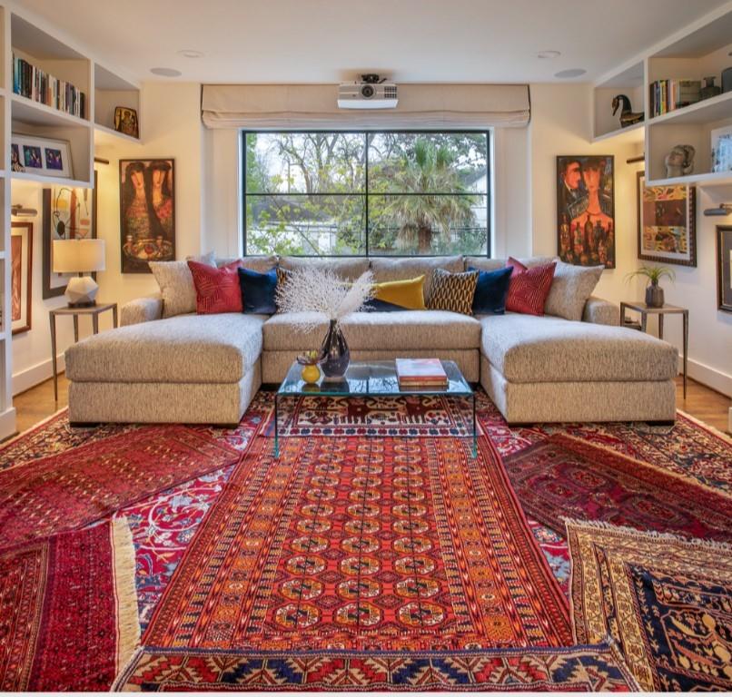 2402 Mcclendon Street