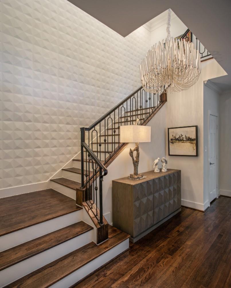 2402 Mcclendon Street