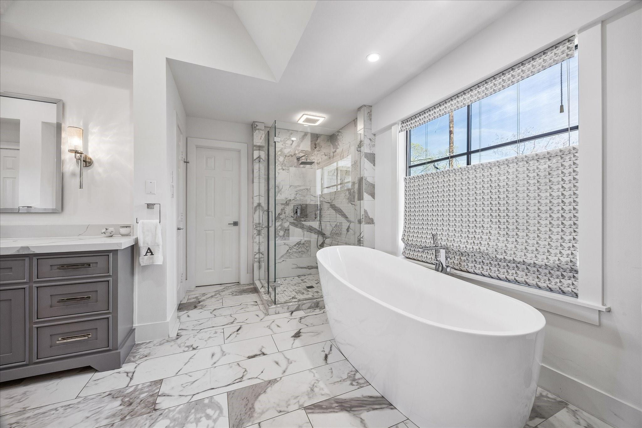 2402 Mcclendon Street