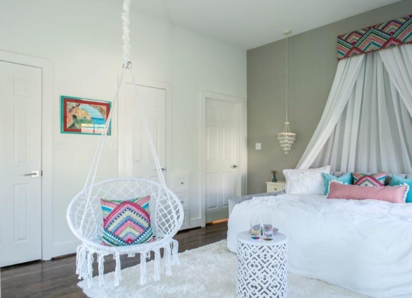 2402 Mcclendon Street