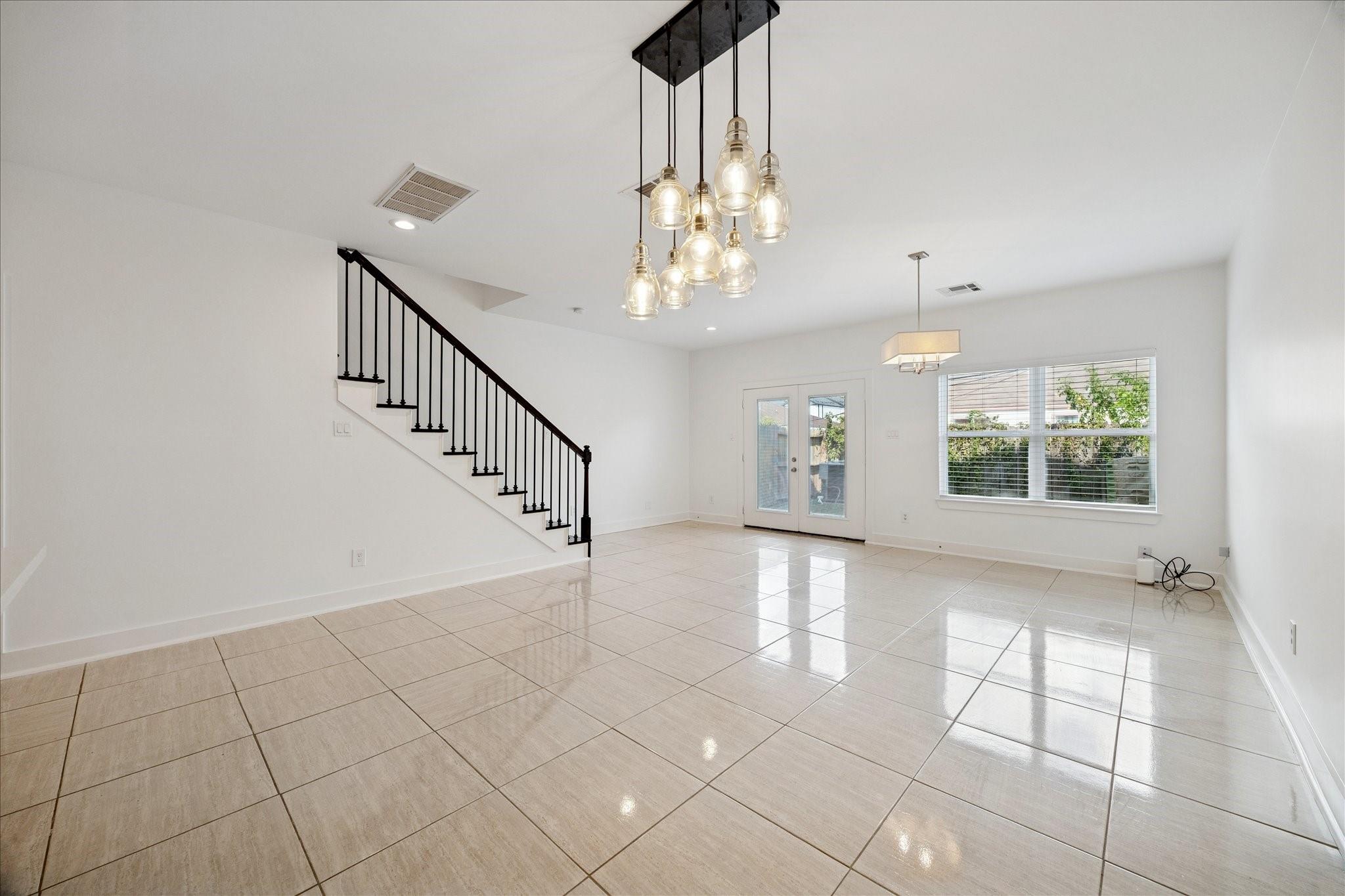 205 E 43rd Street, Houston