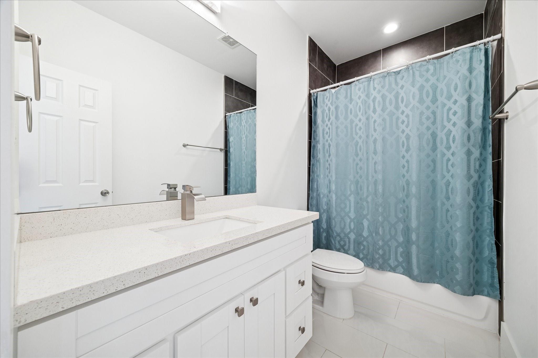 205 E 43rd Street, Houston