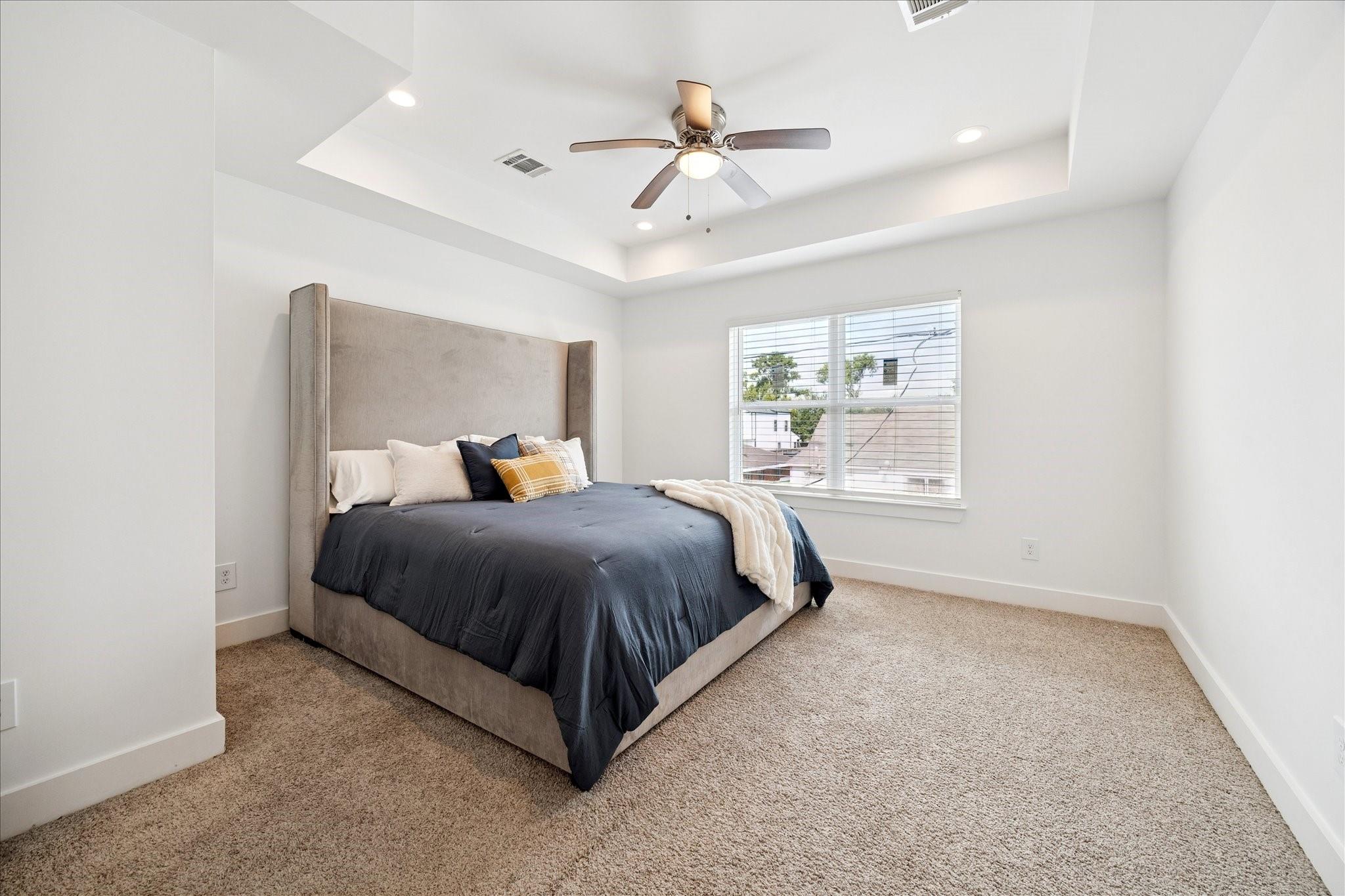 205 E 43rd Street, Houston