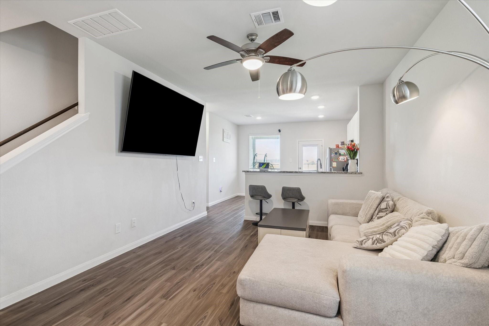 16611 Willow Forest Drive