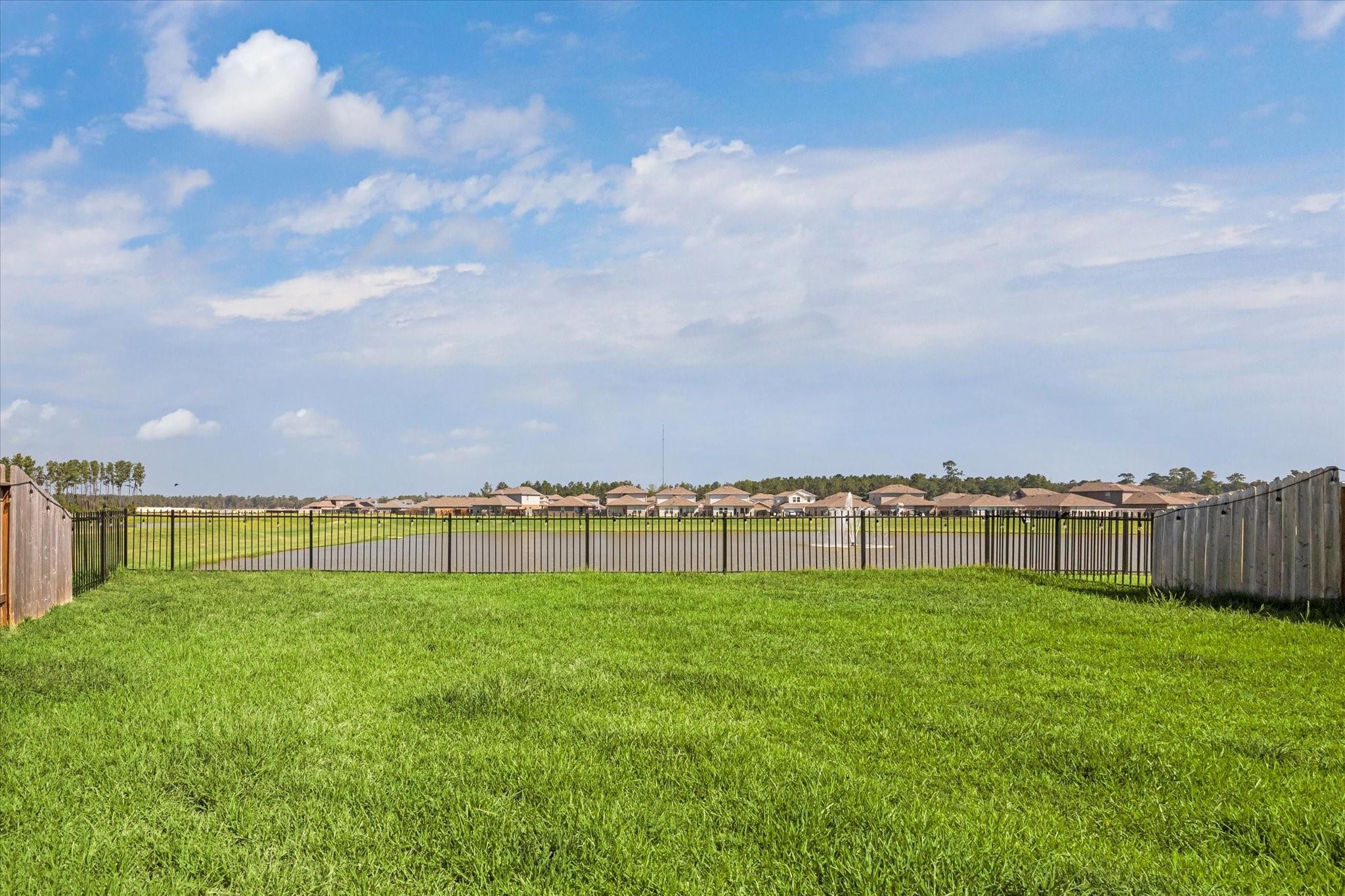 16611 Willow Forest Drive