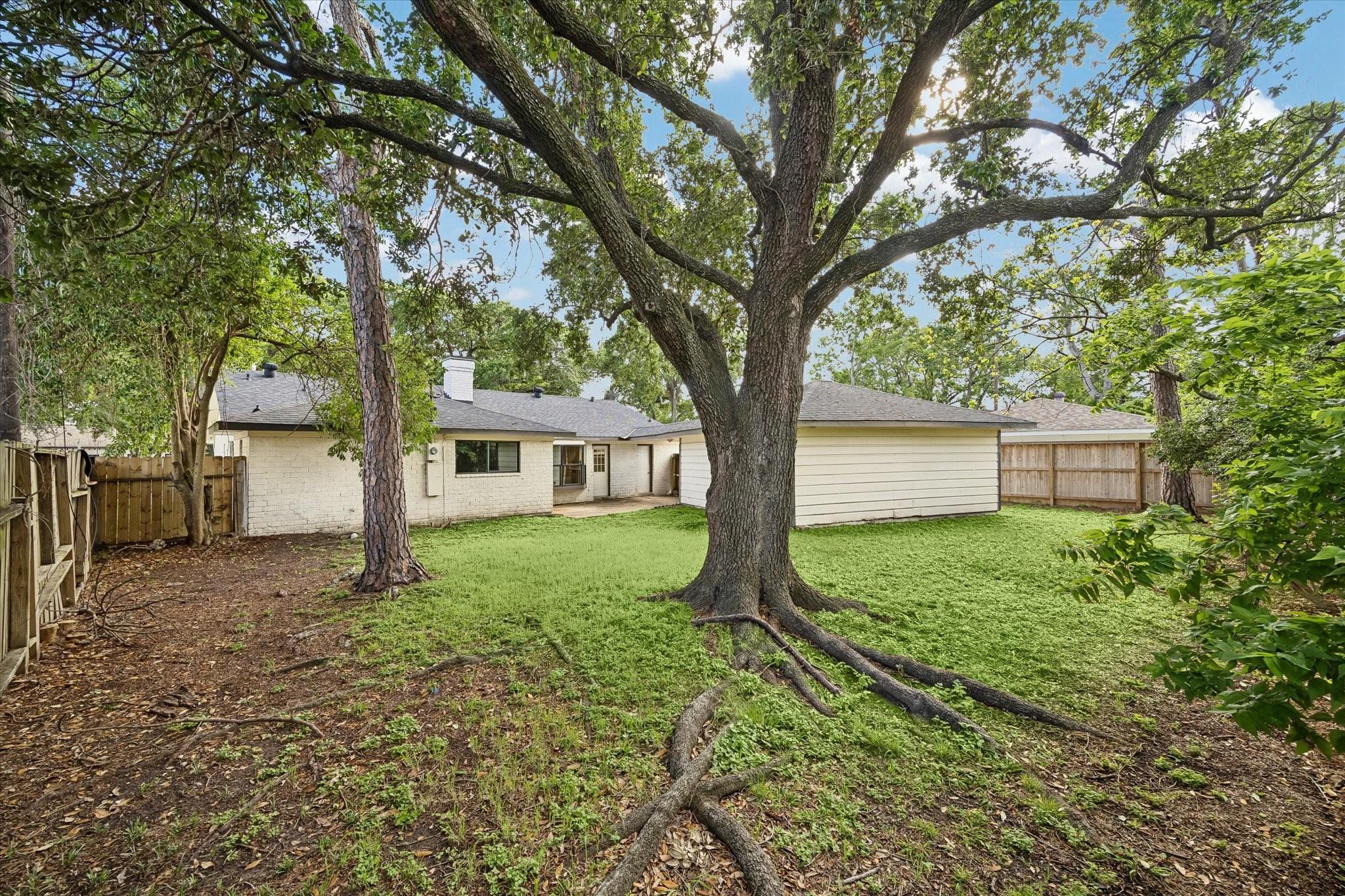 7802 Gulfton Street