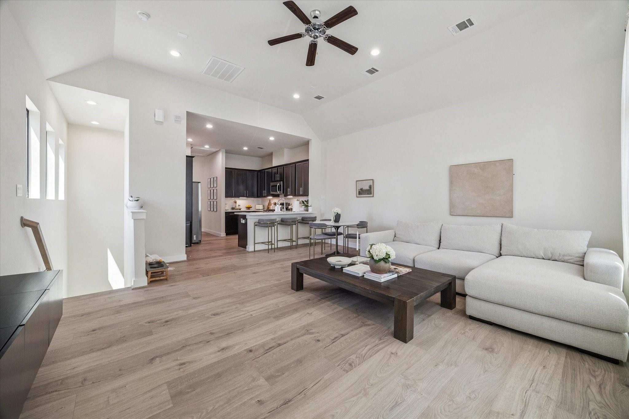 1703 Benbow Oak Place