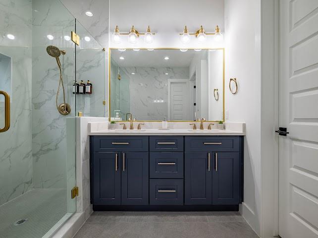 1305 E 27th St Street # B