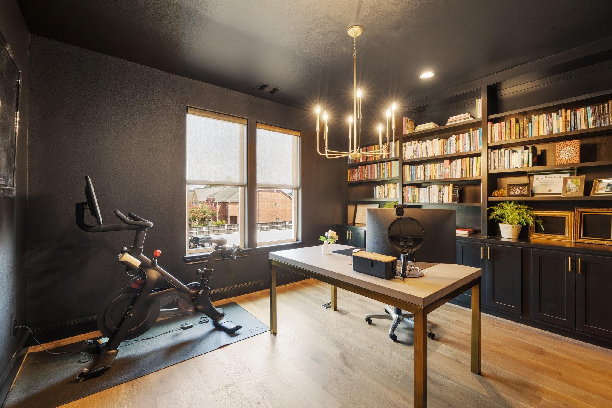 3306 W 12th Street