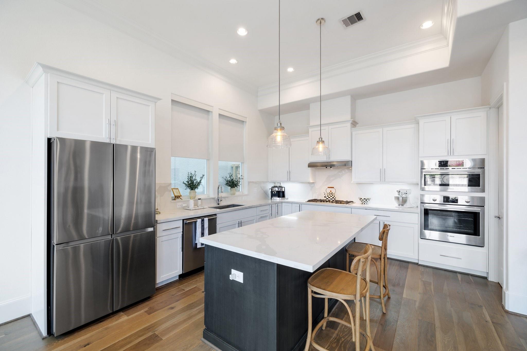 3306 W 12th Street