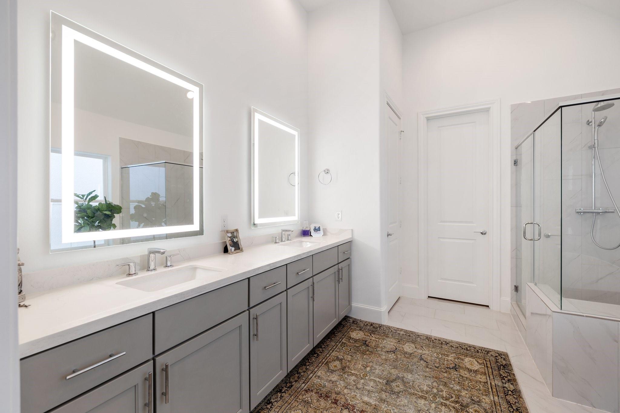 3306 W 12th Street