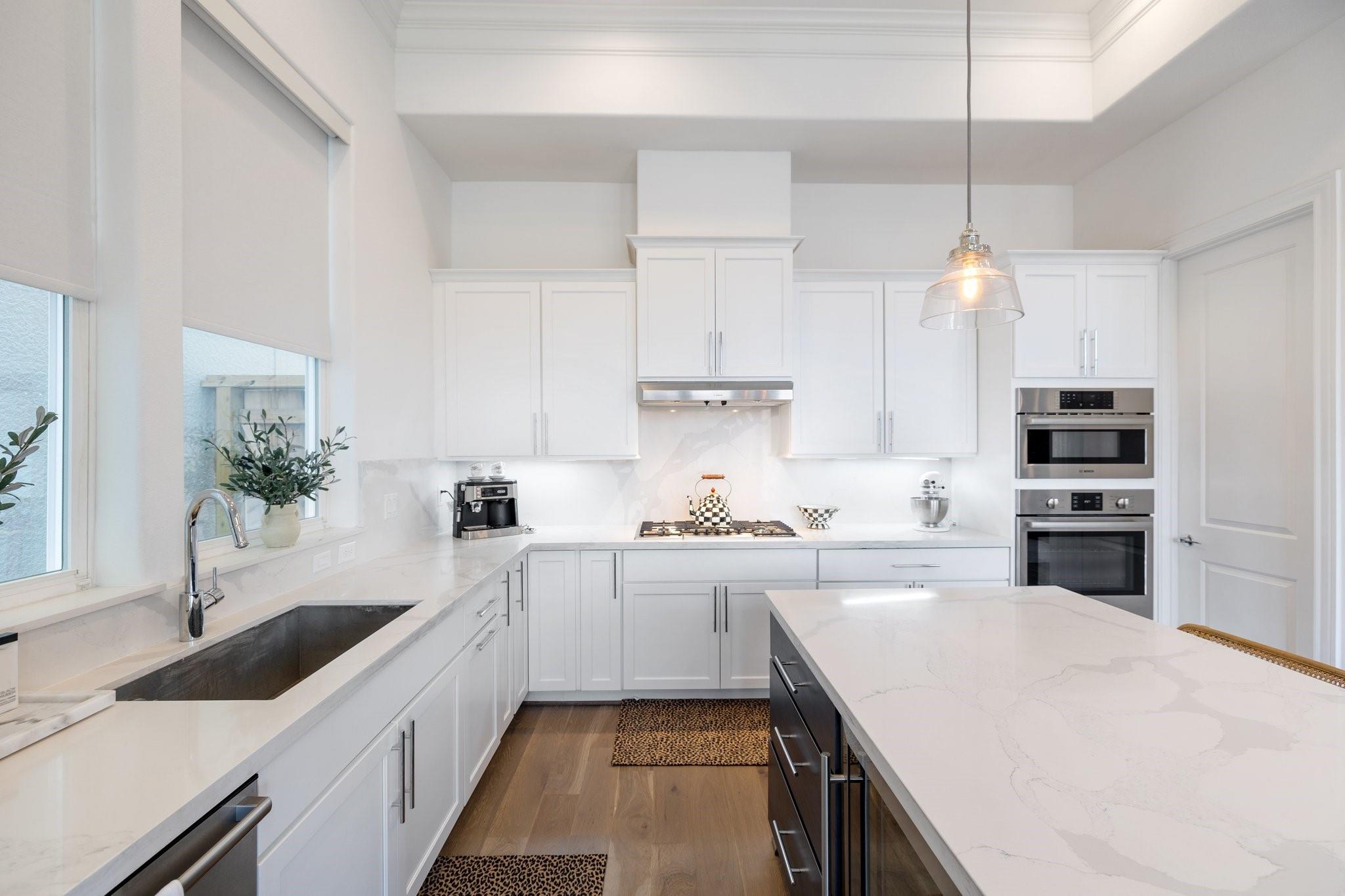 3306 W 12th Street