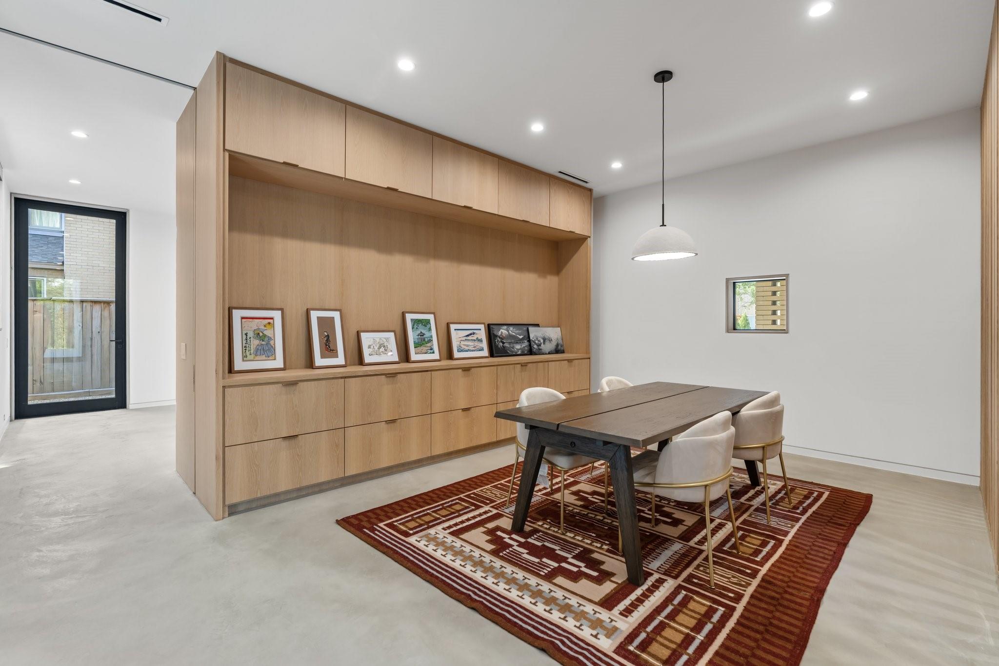 2021 Albans Road