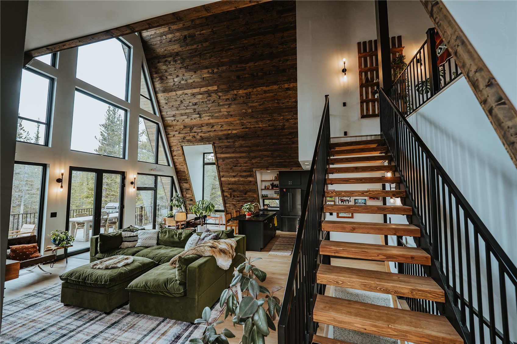 223 Guymard ROAD