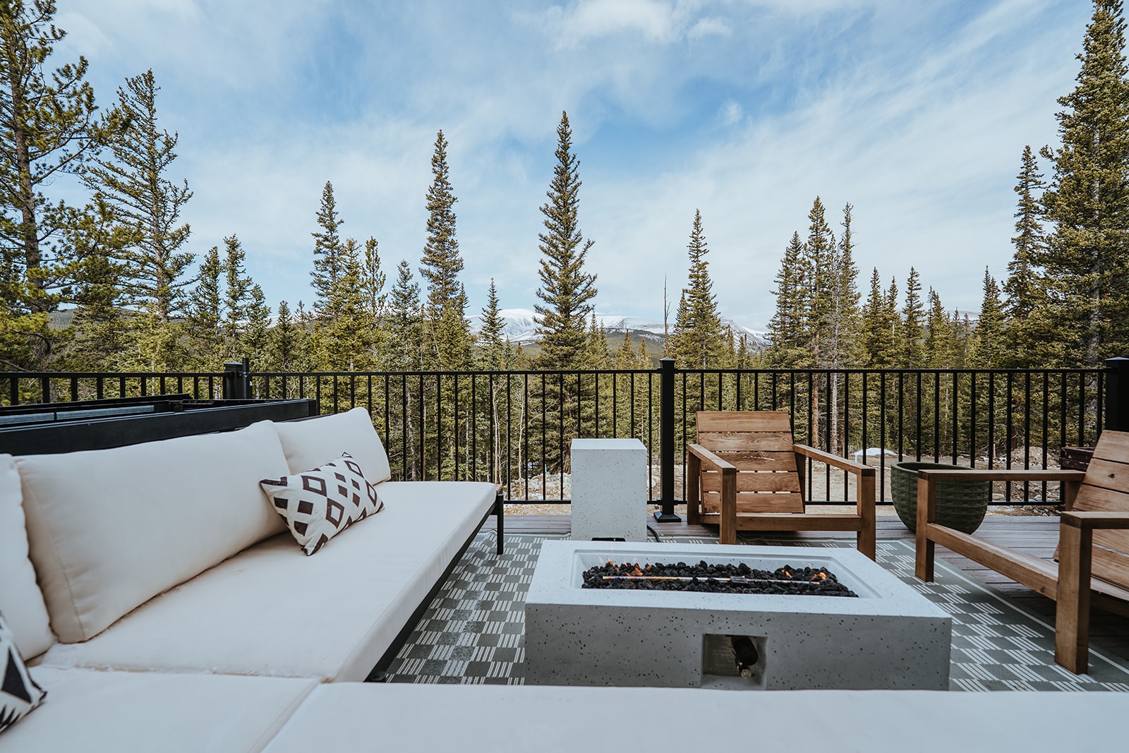 223 Guymard ROAD