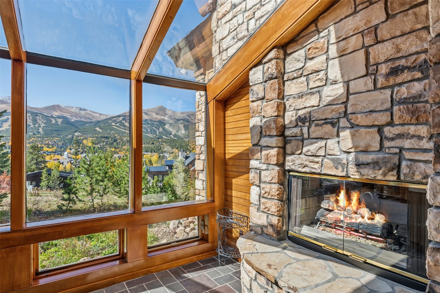 113 N Gold Flake TERRACE